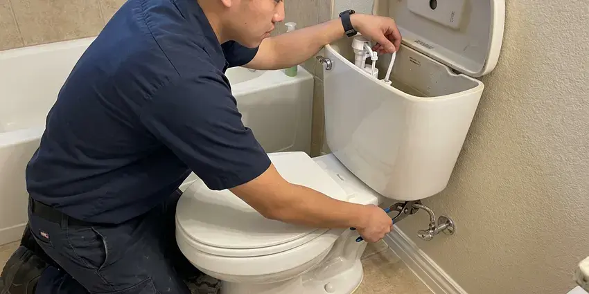 Toilet Repair in Los Angeles
